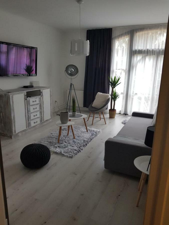 Downtown'S Pearl Lägenhet Pécs Exteriör bild